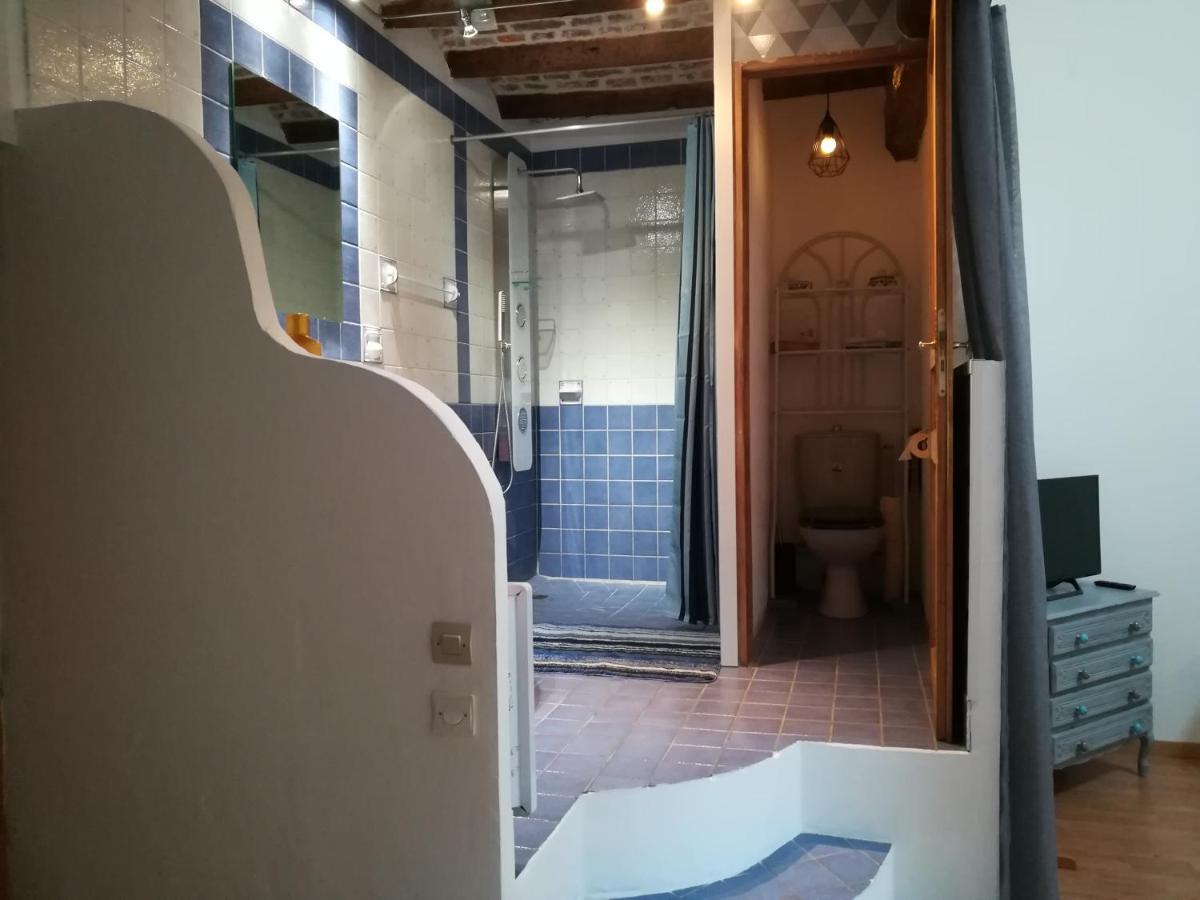 Chambres A Part Crespin  エクステリア 写真