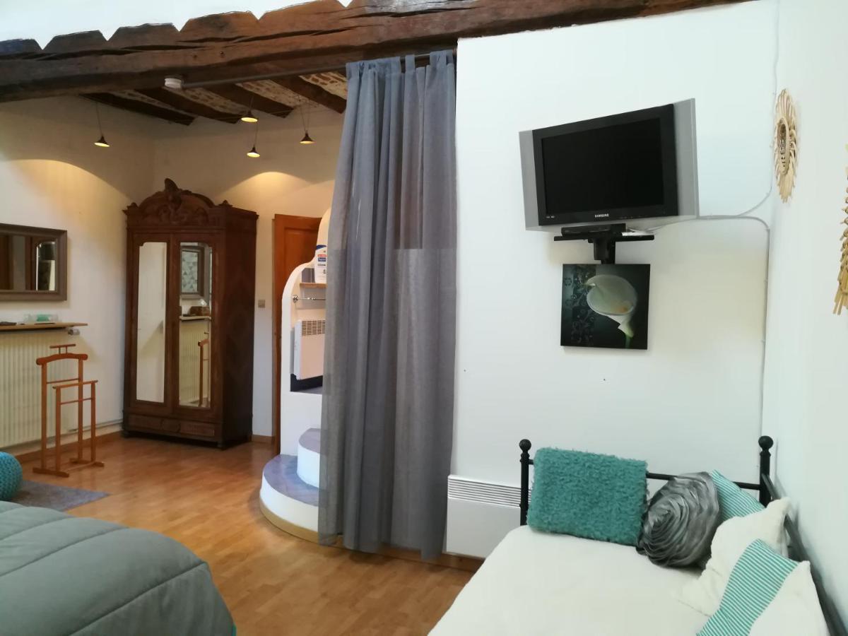 Chambres A Part Crespin  エクステリア 写真