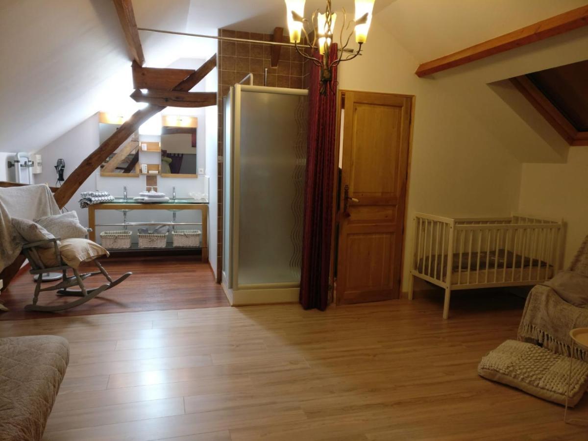 Chambres A Part Crespin  エクステリア 写真